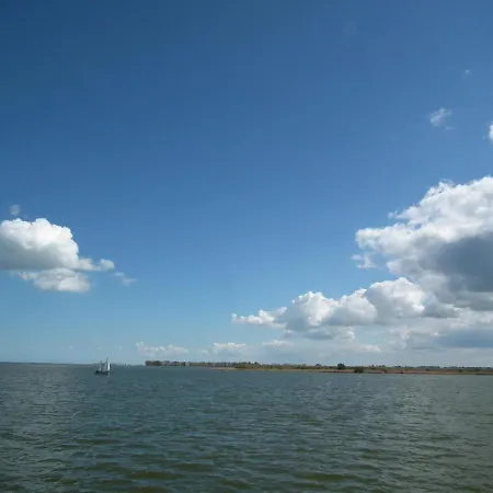 Lindenstrassee Haus Sonnengru_ *