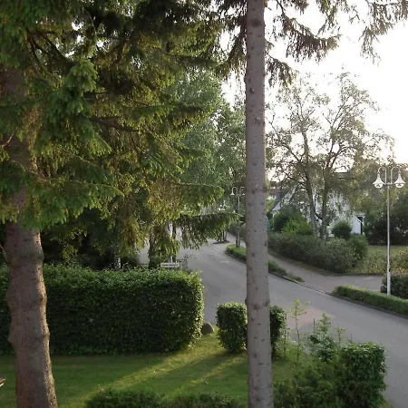 Lindenstrassee Haus Sonnengru_ Zingst